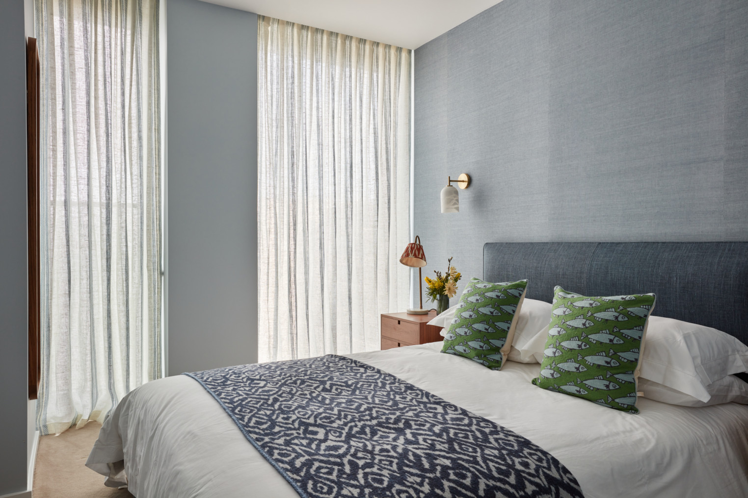 London apartment interior design by Fiona Campbell Design, London