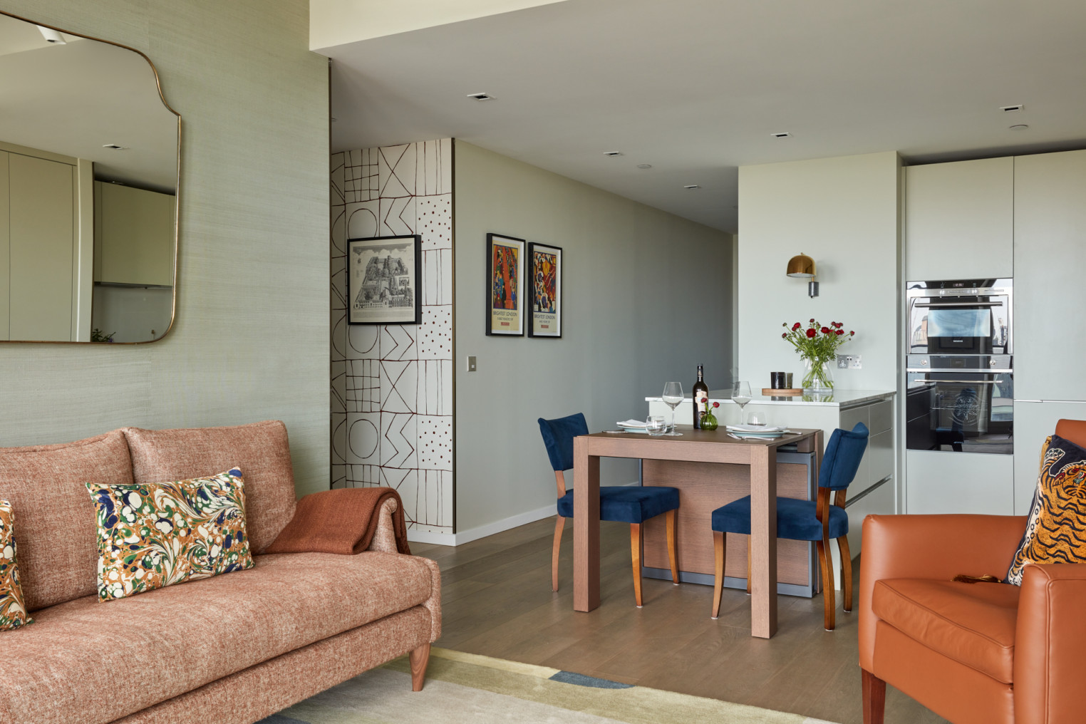 London apartment interior design by Fiona Campbell Design, London